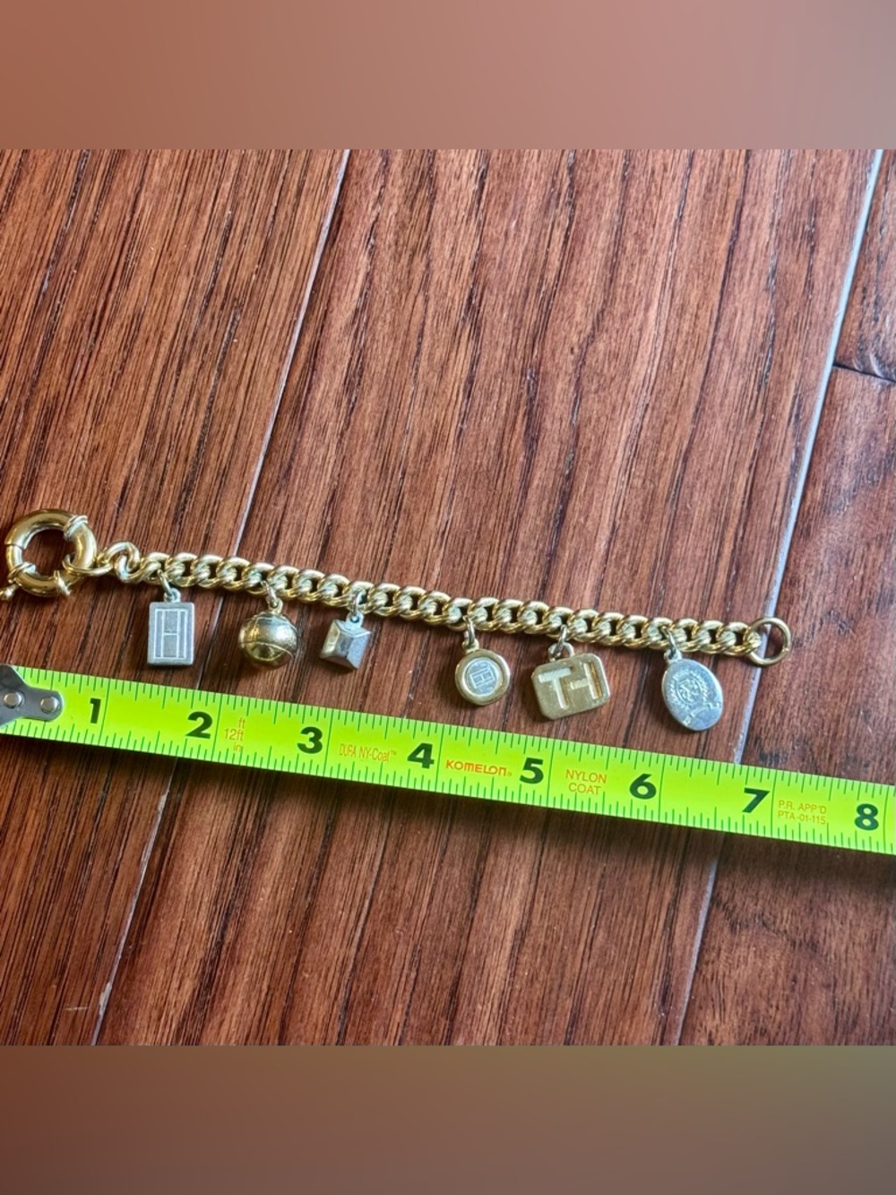 VTG Tommy Hilfiger 90s Y2K Chunky Link Charm Bracelet Classic American Cool - Picture 3 of 3
